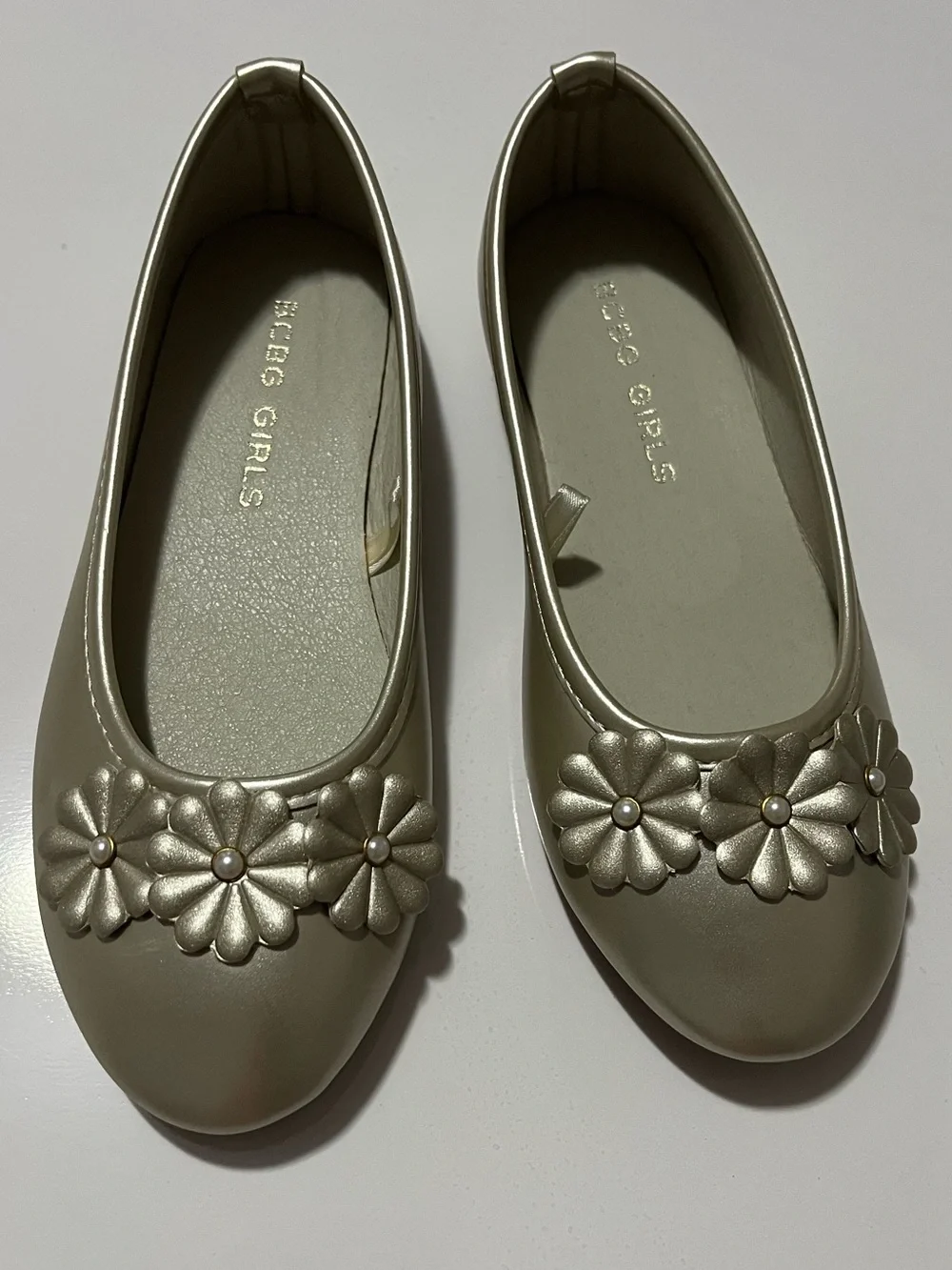 BCBG Girls Taisy Ballet Flat Shoes Size 13M Metallic Champagne Gold